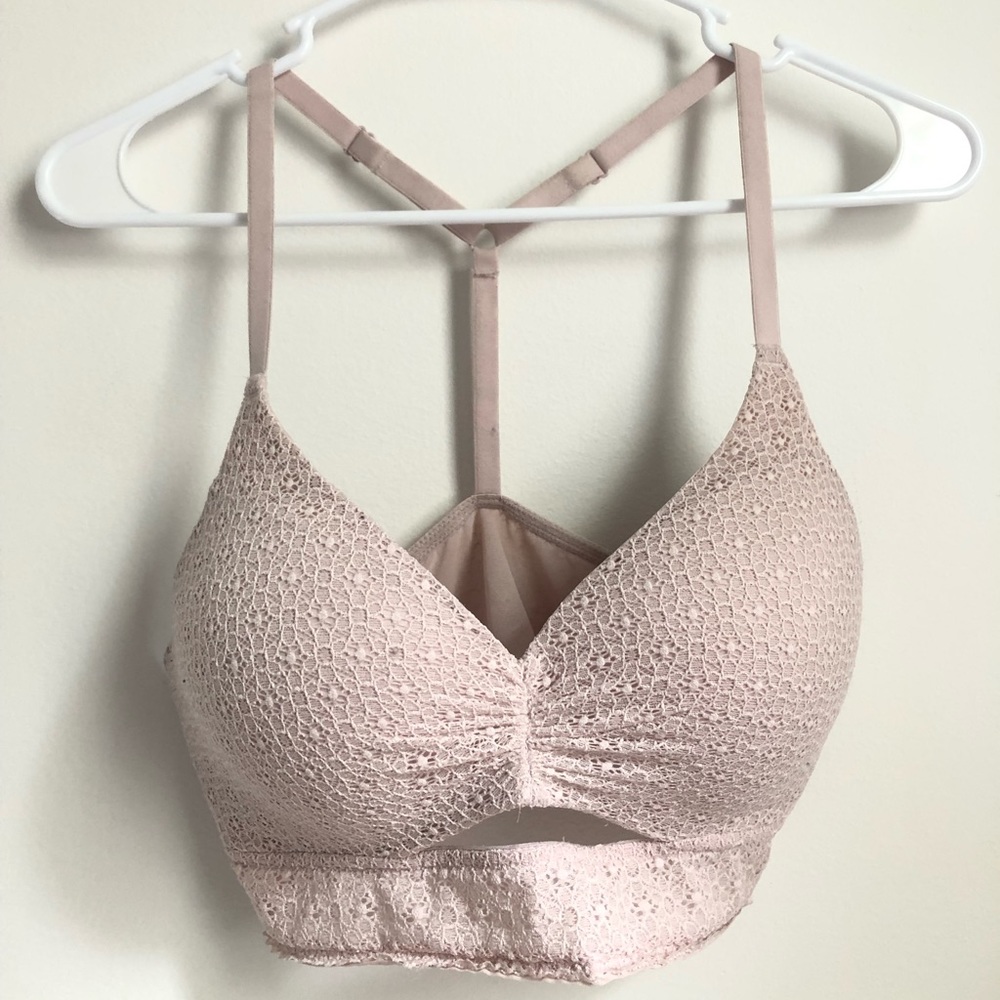 Victoria’s Secret light pink push bra